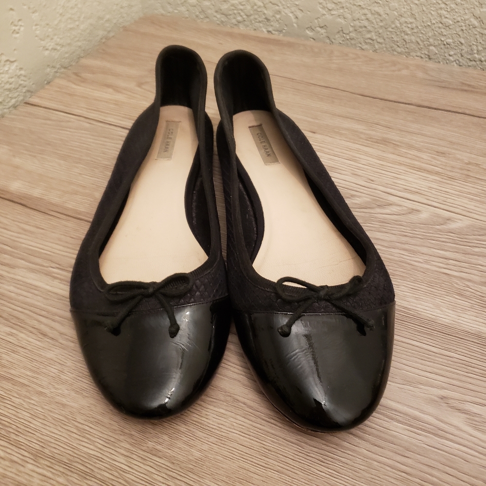Cole Haan Black Patent Leather Flats Size 9